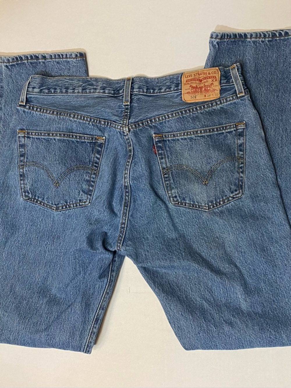 Levi's 501 Men's Blue Classic Regular Fit Jeans, 36 x 36